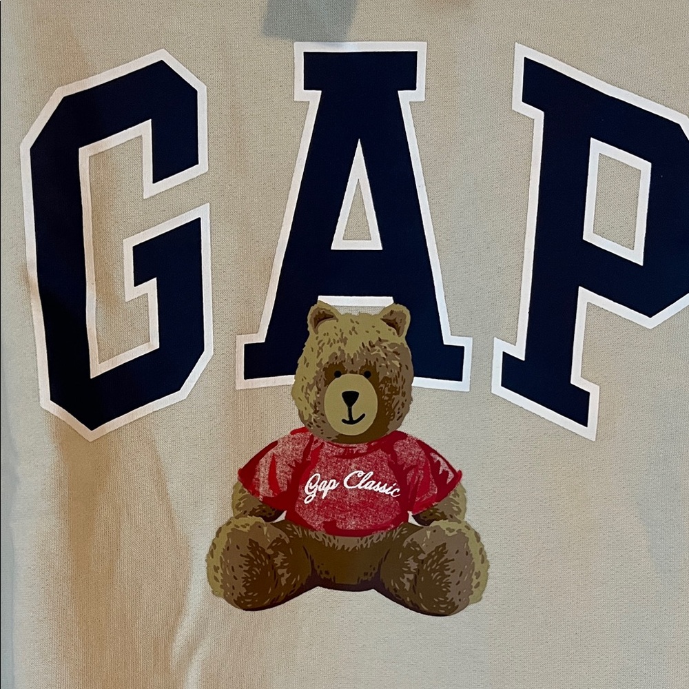 GAP Cream Sweatshirt with Bear Graphic Large NWT - Picture 2 of 6